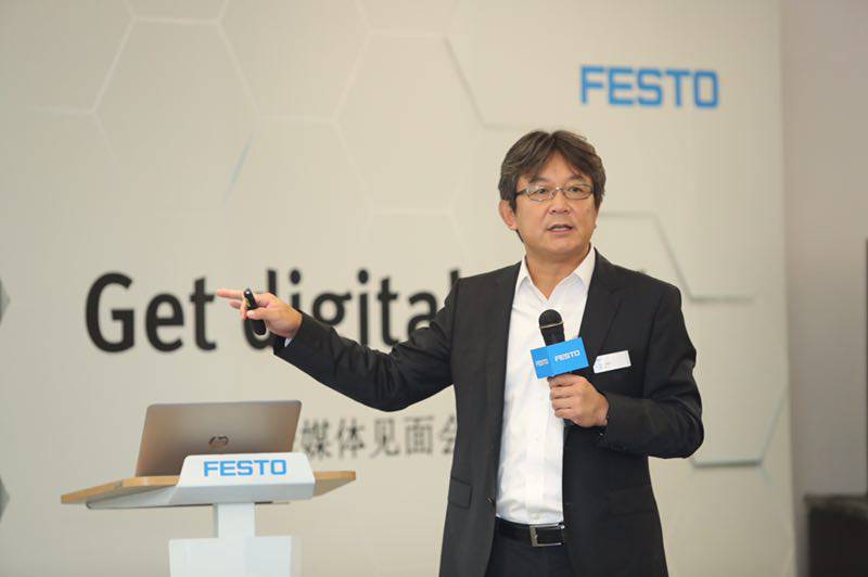 Festoֻxδ