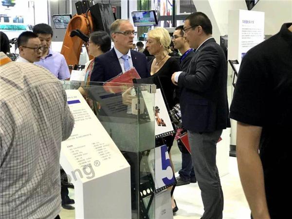 叮咚!您有一封河南投洽會的邀請函,請查收!