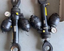 kuka庫卡機器人GA12平衡缸油壓過高維修